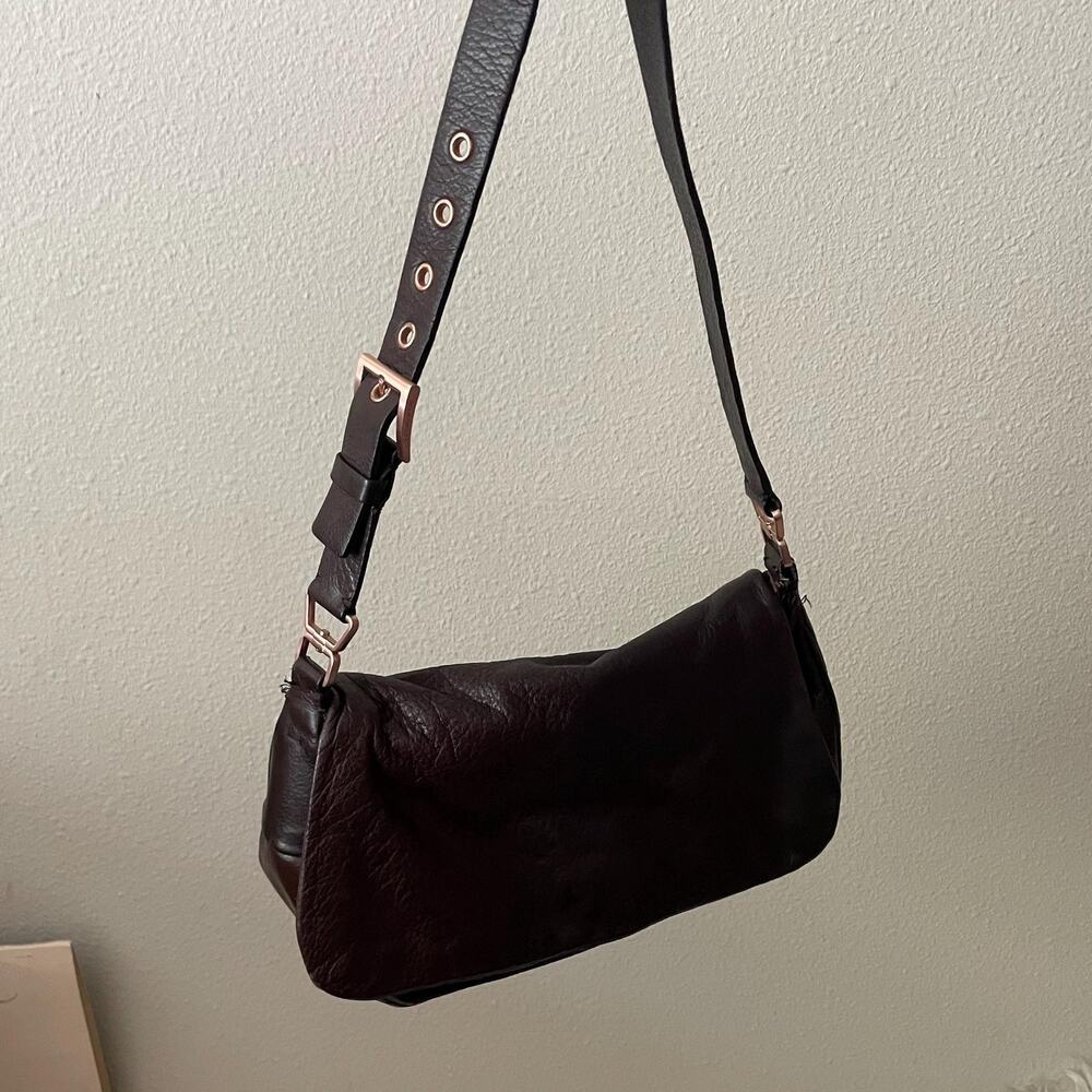 90s vintage brown leather grommet detail Liz Claiborne shoulder bag